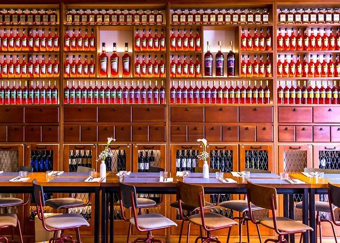 Lux Aurelius In Centre Old Town ゲストハウス 4*